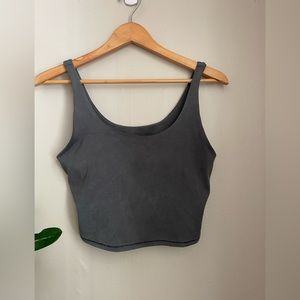 Daily Crop Tank // Vuori